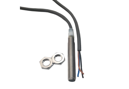 Inductive proximity switch